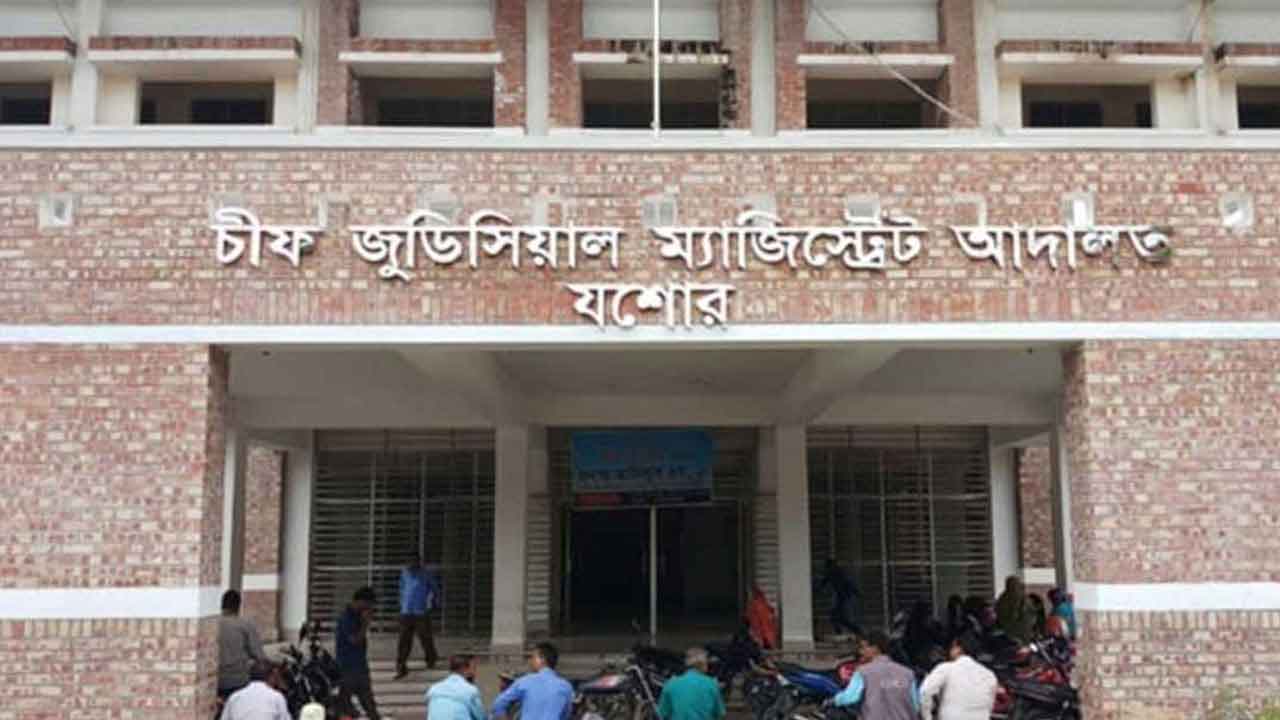 ভ্রূণ হত্যার অভিযোগে পুত্রবধূর নামে শাশুড়ির মামলা