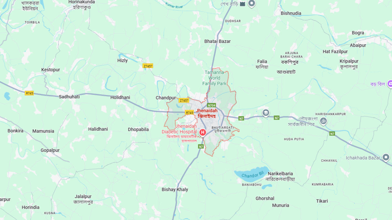 ভাড়ায় যেতে অস্বীকার করায় বাবা-ছেলেকে কুপিয়ে জখম