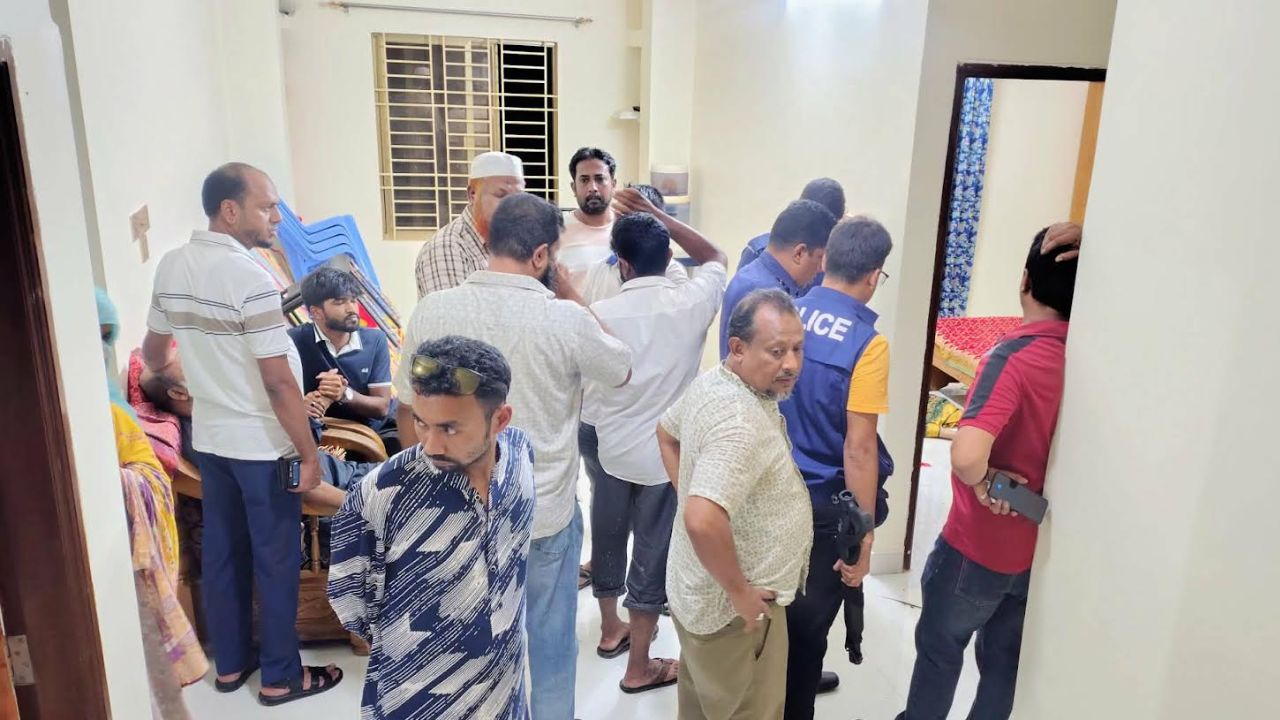 লক্ষ্মীপুরে মা-মেয়েকে গলা কেটে হত্যা, স্বর্ণালংকার লুট