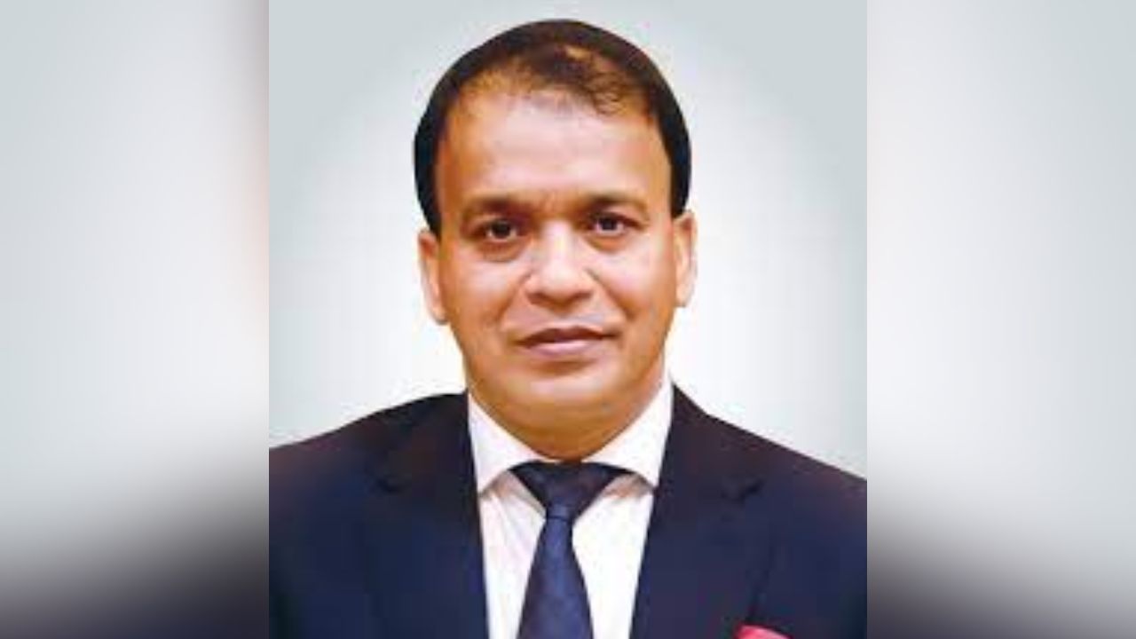 ফারইস্ট লাইফ ইন্স্যুরেন্সের সাবেক চেয়ারম্যান নজরুল গ্রেপ্তার