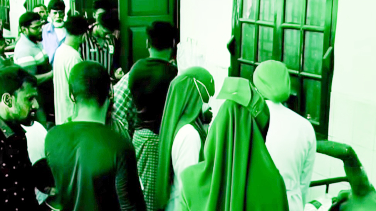 মাগুরায় অটো রাইস মিলে রাসায়নিকে পুড়লেন ৫ শ্রমিক