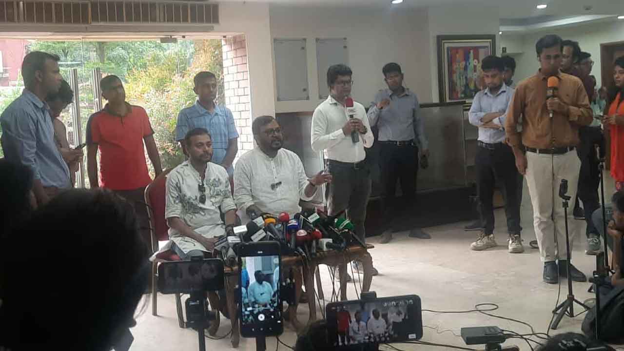 আরেকটি গণঅভ্যুত্থান হলে ৬-৭টি হেলিকপ্টার লাগবে, কেউ পালানোর পথ পাব না