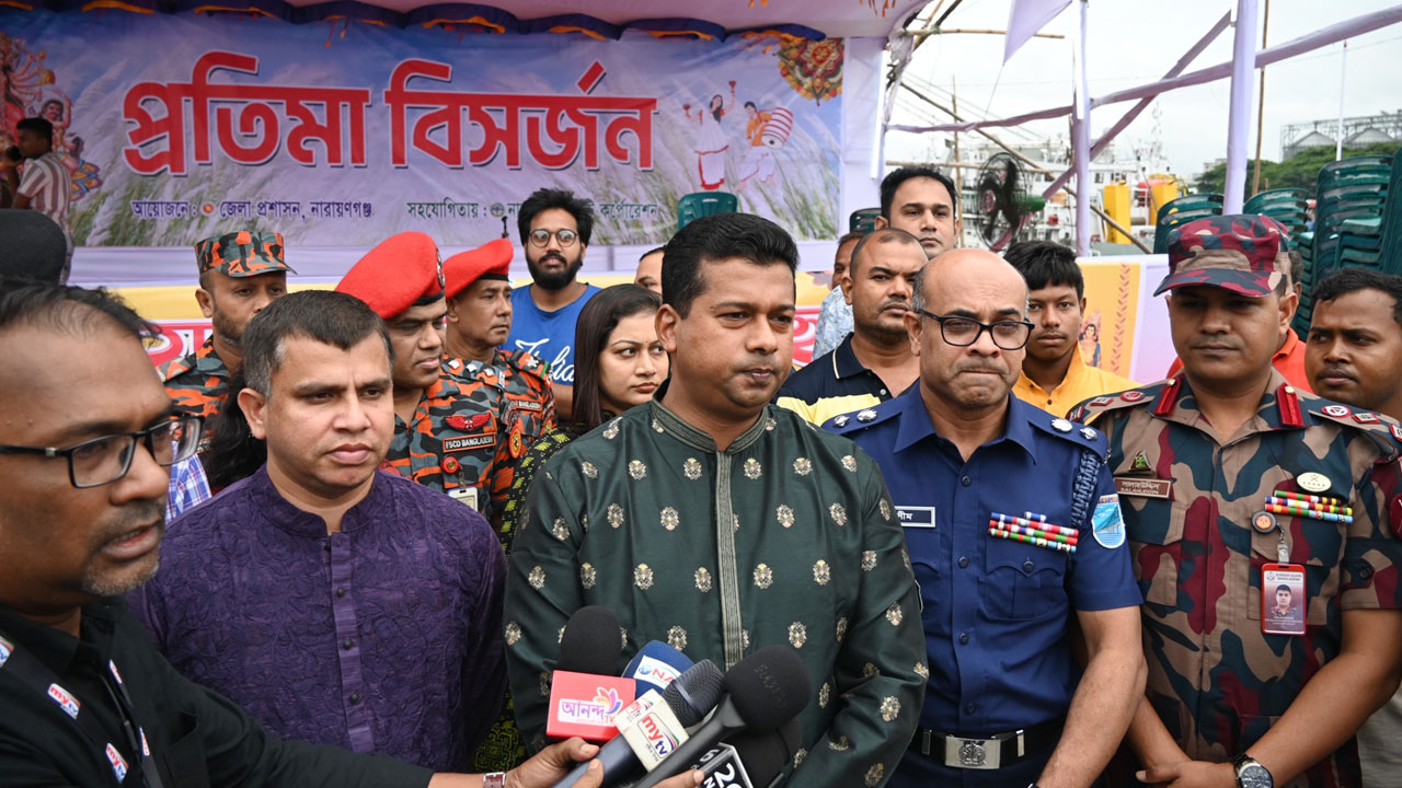 ‘পূজায় আমরা যে সাম্প্রদায়িক সম্প্রীতি দেখেছি, এটিই বাংলাদেশ’