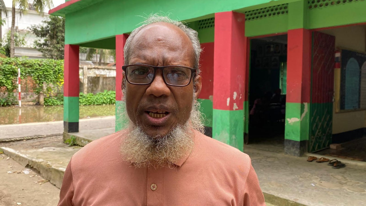 সাত বছর ধরে পাঠদান না করিয়েও নিয়মিত বেতন তোলেন শিক্ষক