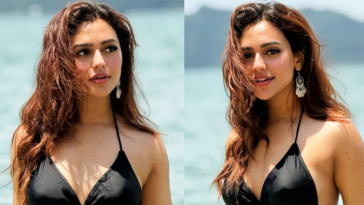 ‘চোখে কুলাচ্ছে না? তাহলে স্ক্রল করুন’