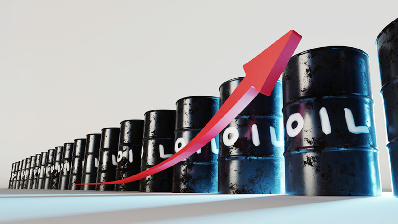 মাত্র দু’দিনে বিশ্ববাজারে তেলের দাম বেড়েছে ৫ শতাংশের বেশি