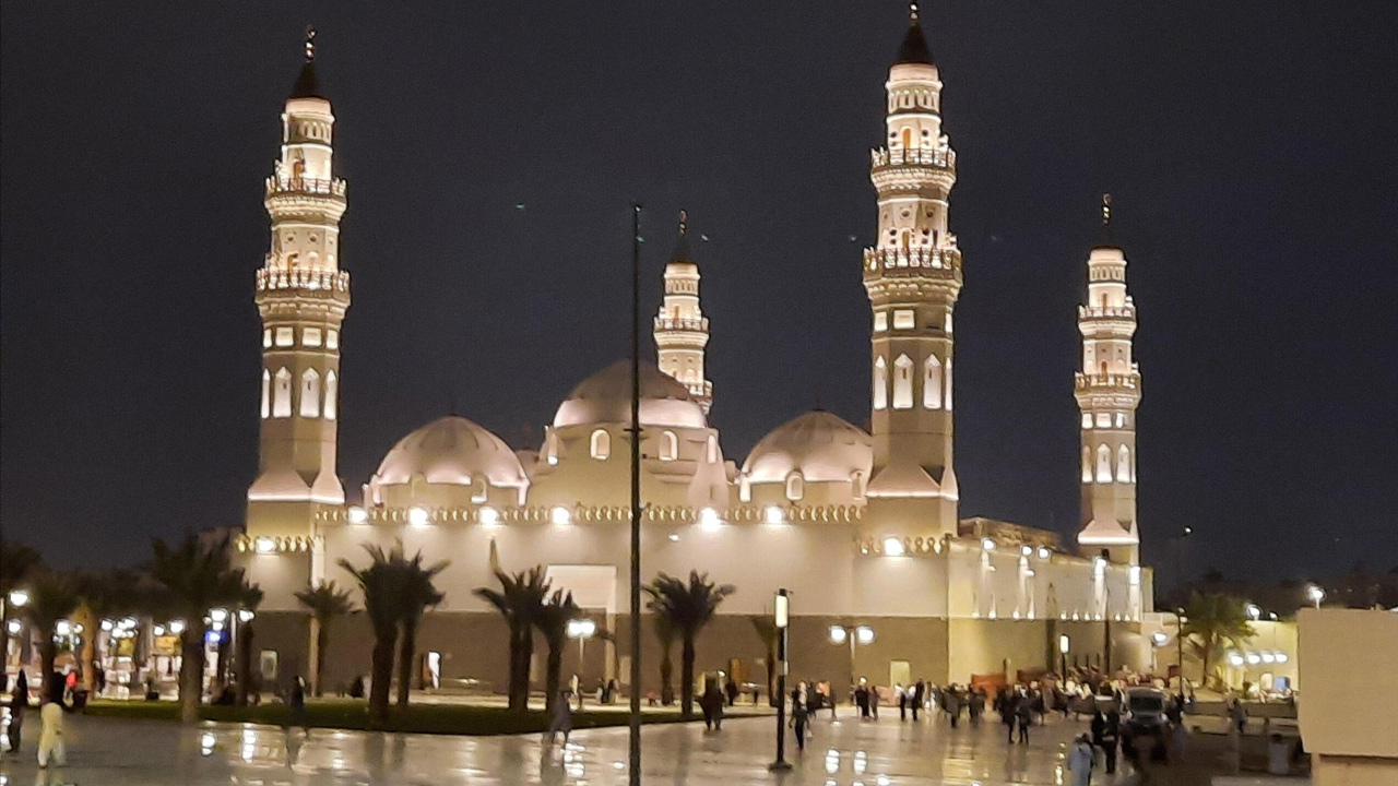 ২৪ ঘণ্টা খোলা থাকবে মদিনার কিবলাতাইন মসজিদ