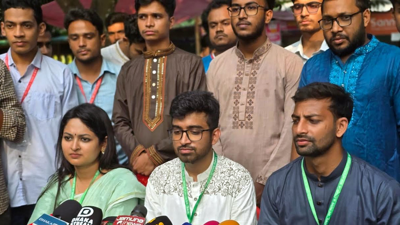 রাকসু নির্বাচন ঘিরে ছাত্রশিবিরের বিরুদ্ধে নানা অভিযোগ ছাত্রদল প্যানেলের