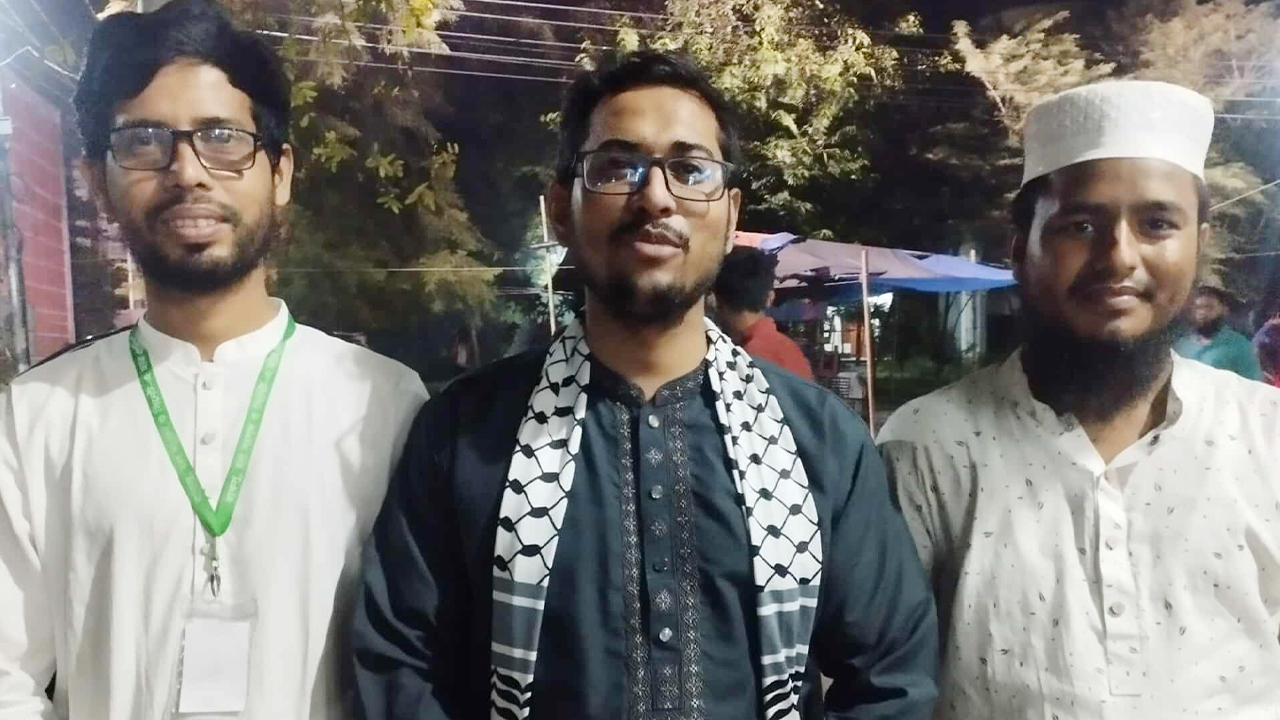 গুজব ছড়িয়ে হাস্যরসাত্মক দলে পরিণত হয়েছে ছাত্রদল : শিবির নেতা