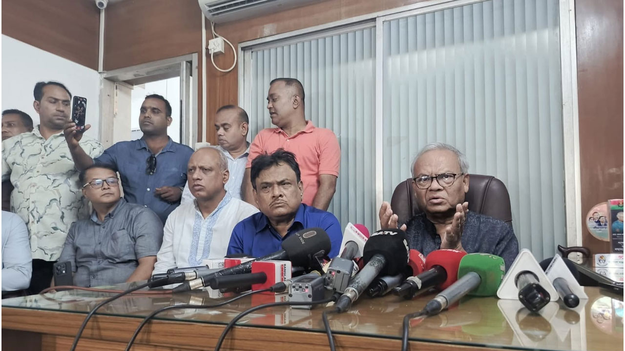 নভেম্বরে গণভোট চাওয়ার প্রস্তাব ‘মামাবাড়ির আবদারের মতো’