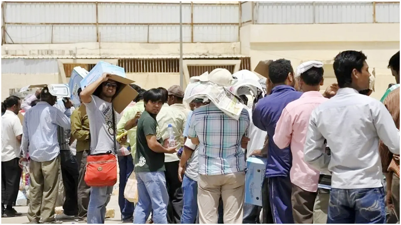 সৌদিতে এক সপ্তাহে ১৮ হাজারের বেশি প্রবাসী গ্রেপ্তার