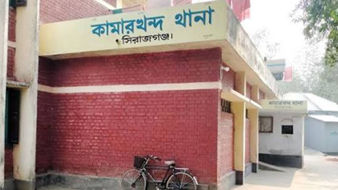 কামারখন্দে চুরি-ছিনতাইয়ের আতঙ্ক, স্থানীয়রা দুষছেন পুলিশকে