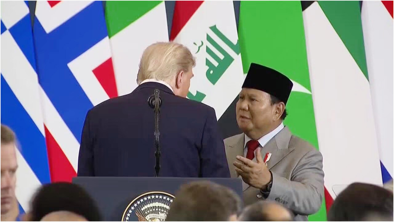 দুই প্রেসিডেন্টের গোপন আলাপ ধরা পড়লো হট মাইকে