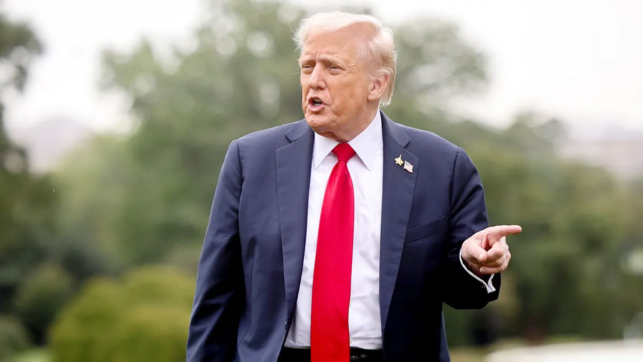 সেনা মোতায়েন : ট্রাম্পের বিরুদ্ধে মামলা ইলিনয়েস অঙ্গরাজ্যের