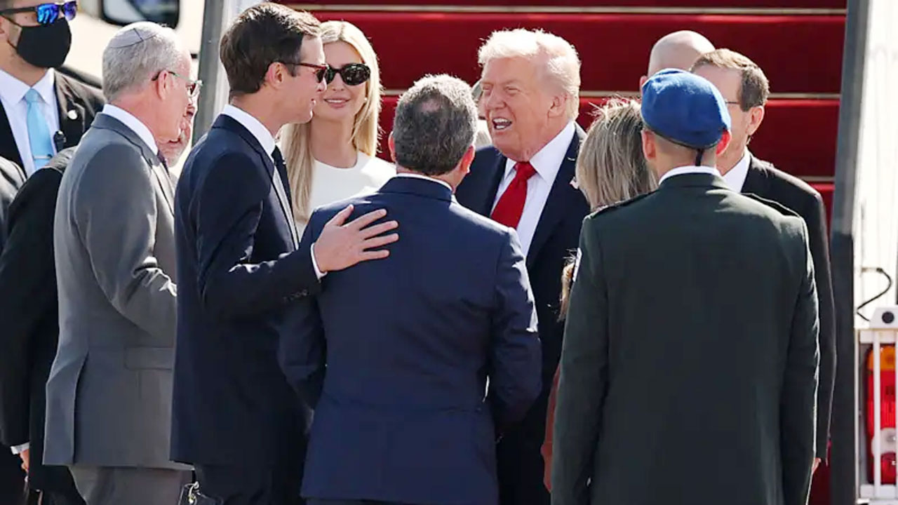 জিম্মিদের মুক্তি উপলক্ষ্যে স্ত্রী-কন্যাসহ ইসরায়েলে গেলেন ট্রাম্প