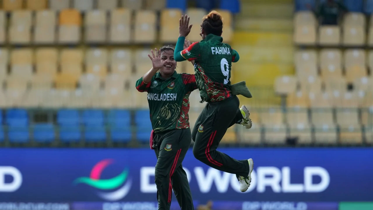 পাকিস্তানকে ১২৯ রানে অলআউট করল বাংলাদেশ