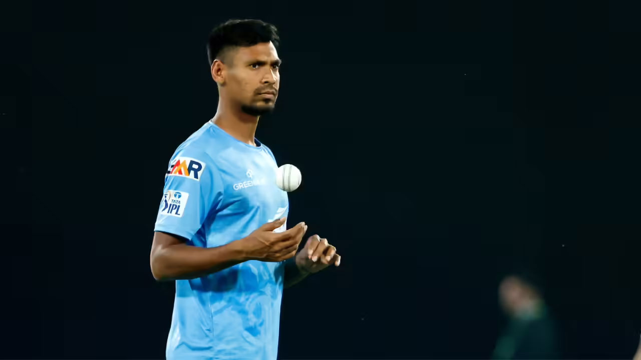 আসর শুরুর আগেই মুস্তাফিজকে ছেড়ে দিল ক্যাপিটালস
