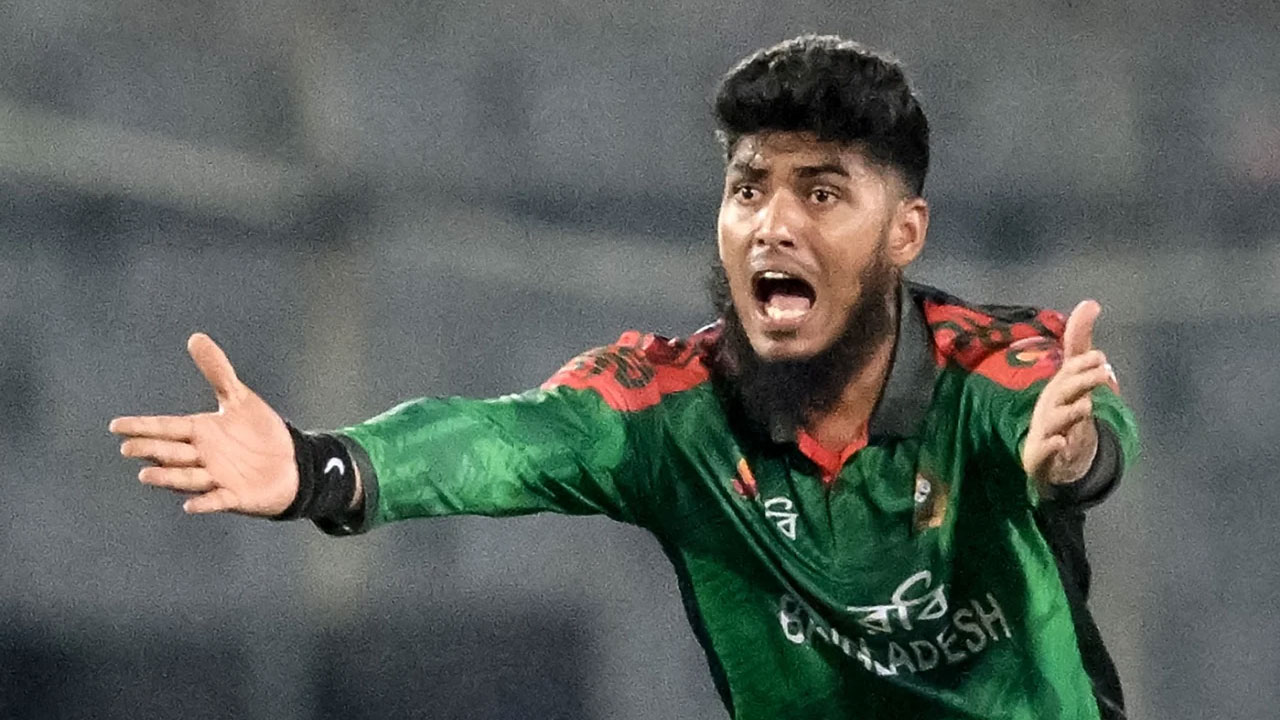 রেকর্ড গড়া বোলিংয়ে দলকে জিতিয়ে যা বললেন রিশাদ