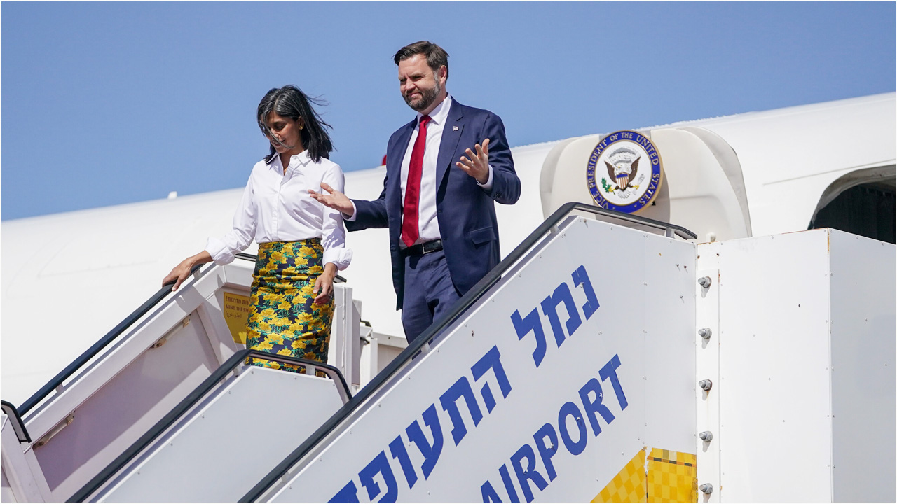 যুদ্ধবিরতি টিকিয়ে রাখতে ইসরায়েলে মার্কিন ভাইস প্রেসিডেন্ট