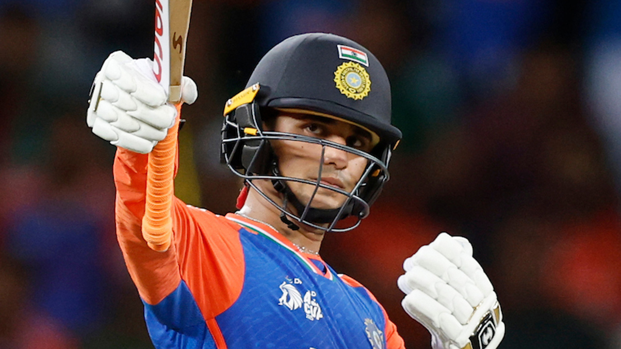 ফাইনালে অভিষেকের সামনে ১১ রেকর্ড ভাঙার হাতছানি