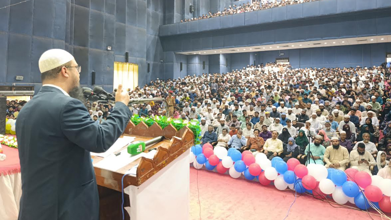 পৃথিবীর বিচারহীনতার বড় উদাহরণ ফিলিস্তিন : শায়খ আহমাদুল্লাহ