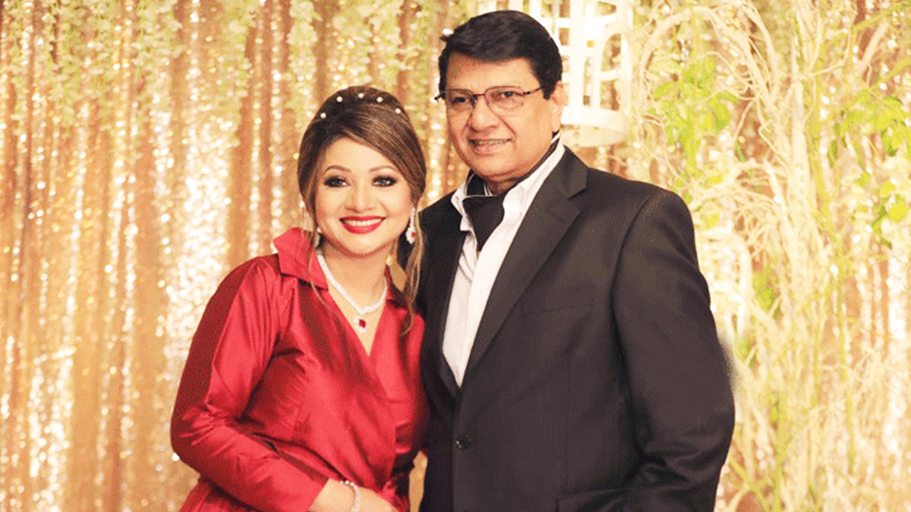 আলমগীরের নামে ভুয়া আইডি, সতর্ক করলেন আঁখি