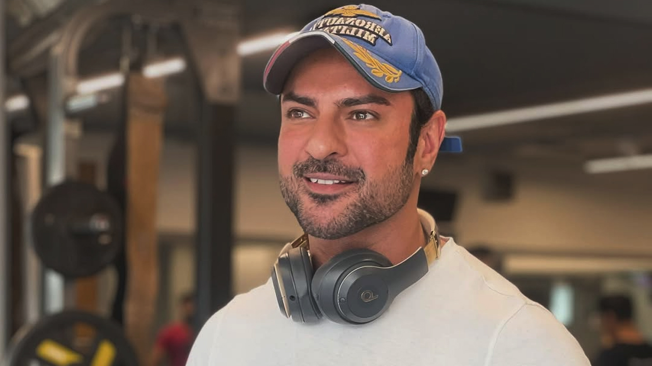 ধর্ষণের অভিযোগের বিষয়ে মুখ খুললেন আশিস কাপুর