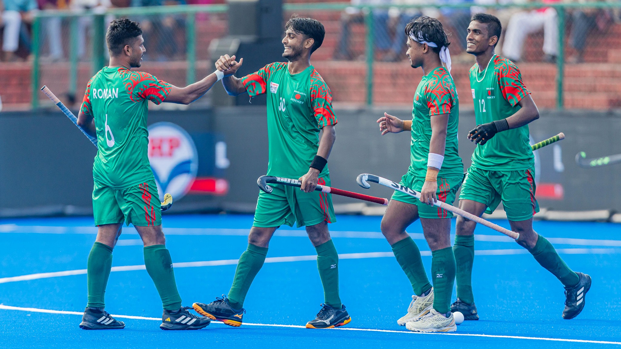 কাজাখস্তানকে হারিয়ে বিশ্বকাপ বাছাইয়ের দৌড়ে বাংলাদেশ