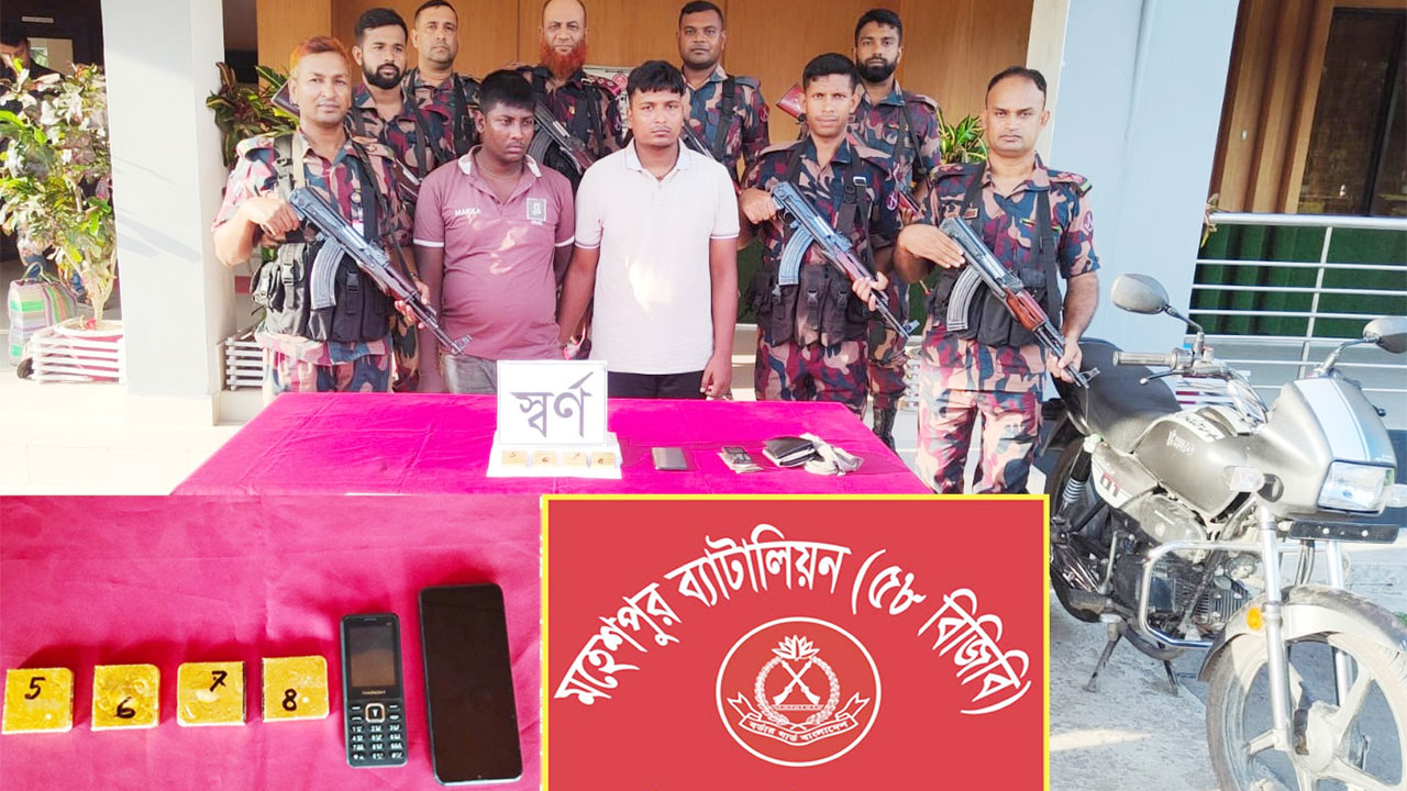 যাত্রীবাহী বাসে বিজিবির অভিযান, প্রায় ৪ কোটি টাকার স্বর্ণ উদ্ধার