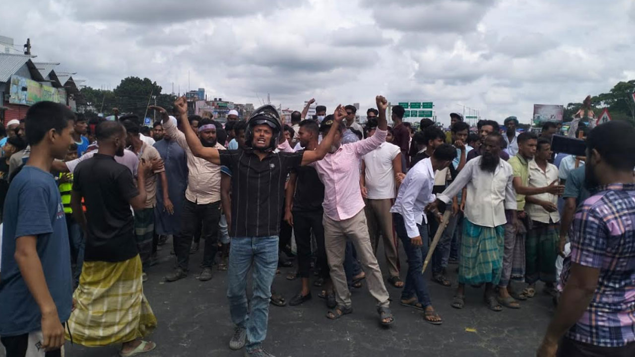 ভাঙ্গায় আসন পুনর্বিন্যাস নিয়ে আবারও দুই মহাসড়ক অবরোধ