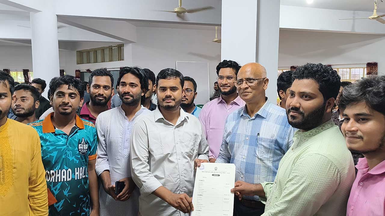 চাকসু নির্বাচনে প্রার্থী হওয়ার দৌড়ে ৪৭৪ শিক্ষার্থী