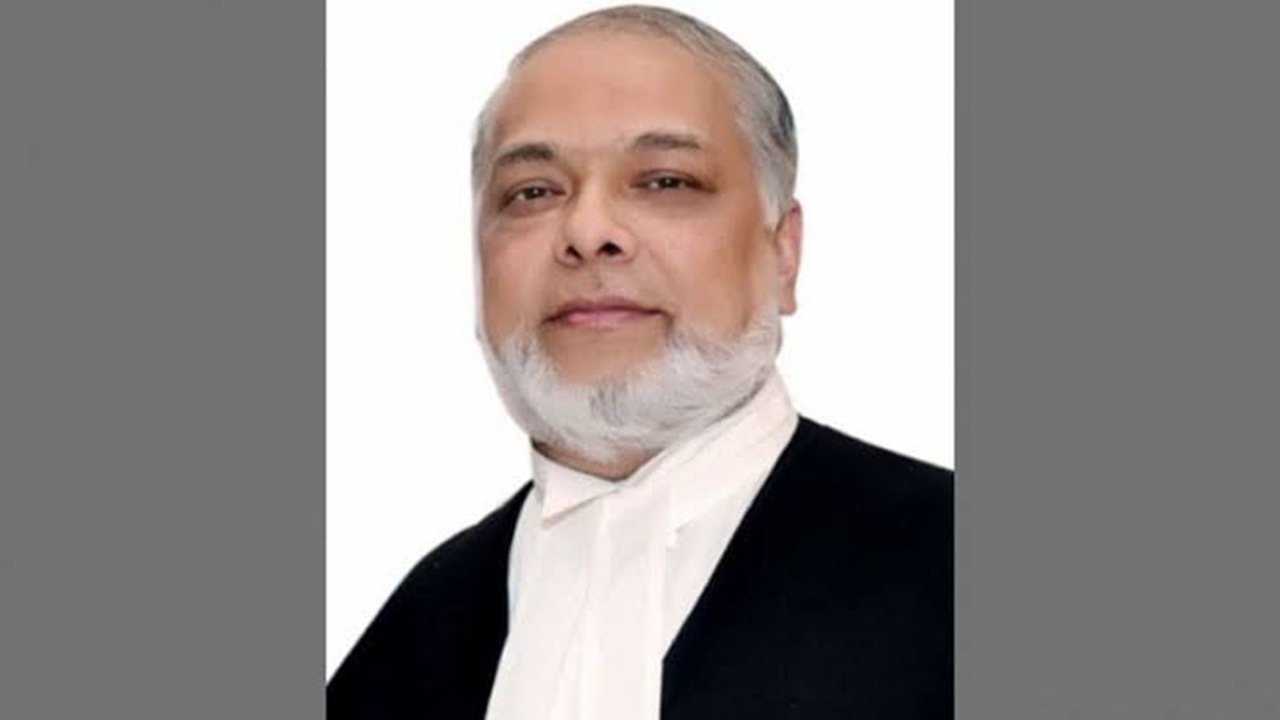 ব্রাজিল-কাতার সফরে প্রধান বিচারপতি, দায়িত্বে জুবায়ের রহমান চৌধুরী