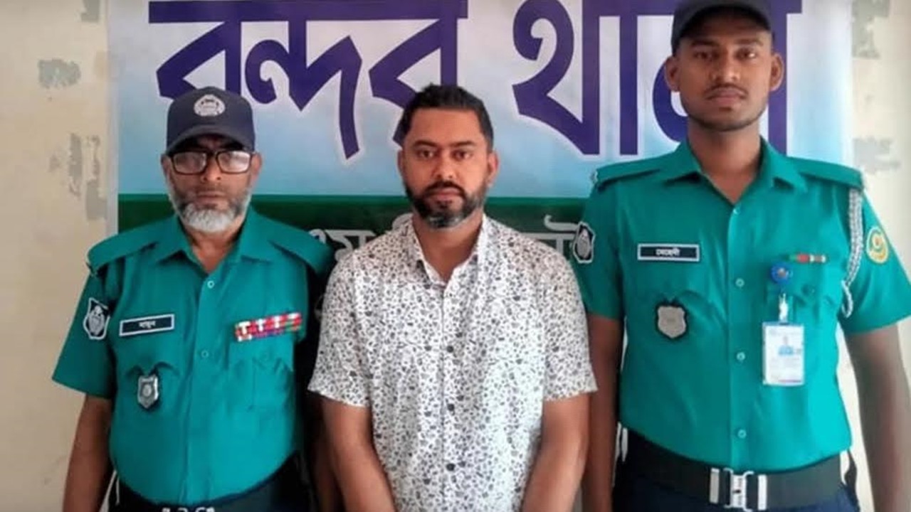 চট্টগ্রামে পুলিশের ওপর হামলা : ছাত্রলীগ নেতা গ্রেপ্তার 