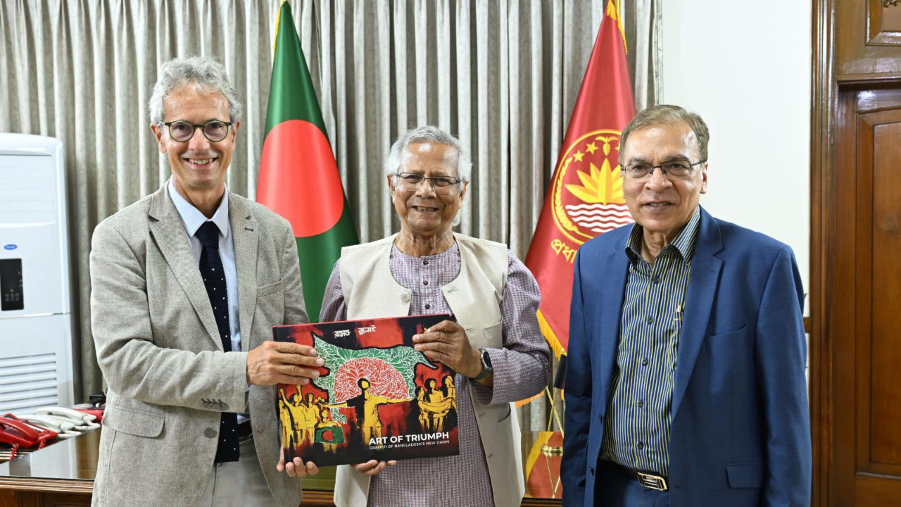 সহিংস পরিবেশে গণতন্ত্র পুনঃস্থাপন করা যায় না : ফ্রাঁসোয়া ভ্যালেরিয়ান