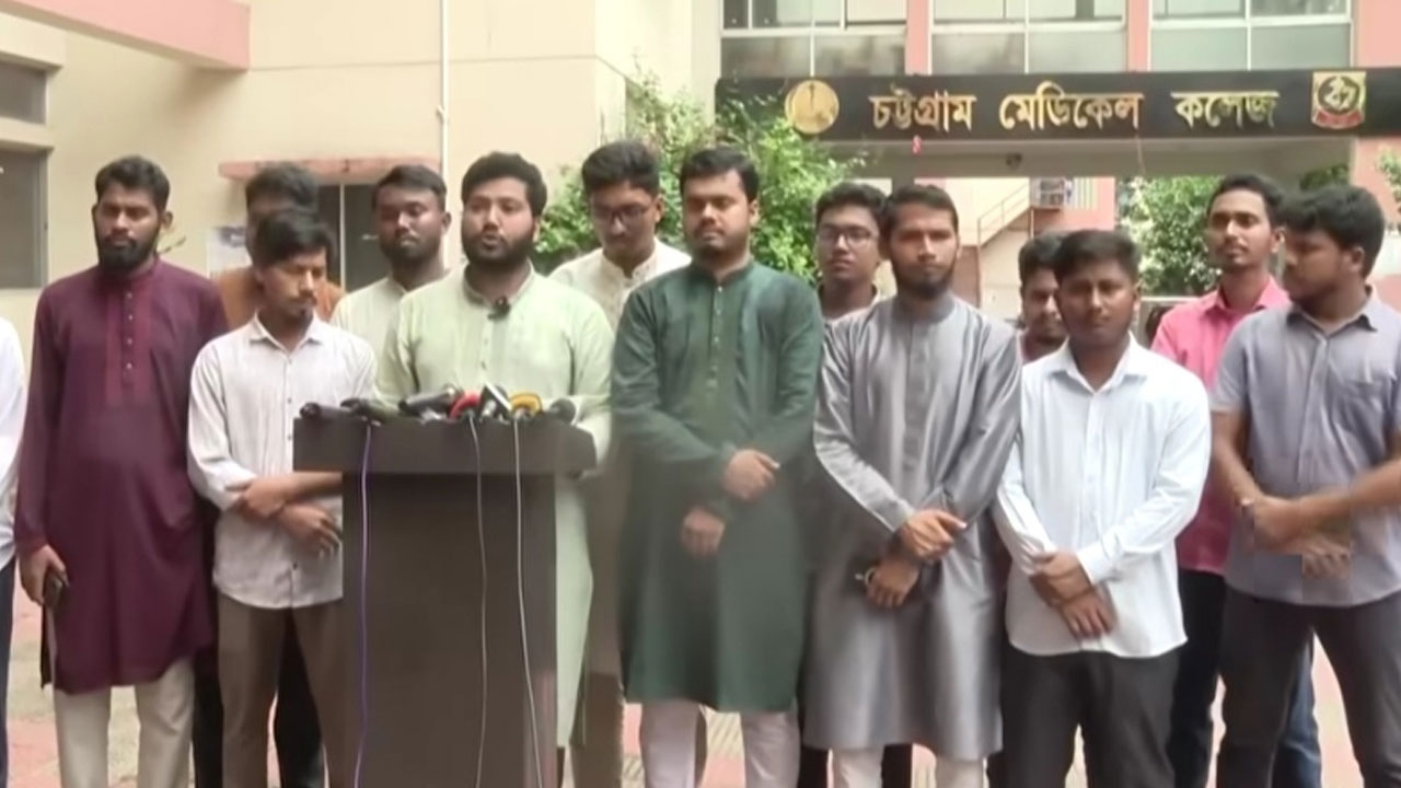 চবিতে সংঘর্ষ : আইনশৃঙ্খলা রক্ষাকারী বাহিনীর ভূমিকার নিন্দা শিবিরের