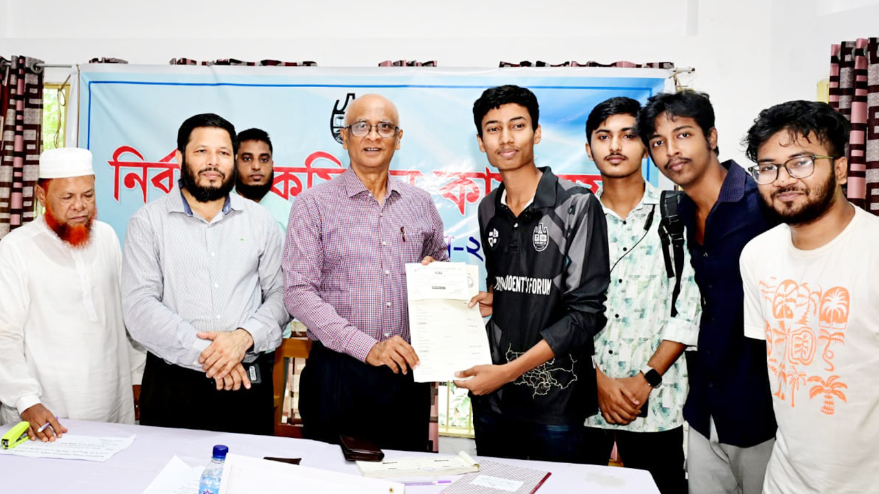 ভিপি পদে ৭ জনসহ ২৮ জনের মনোনয়নপত্র সংগ্রহ