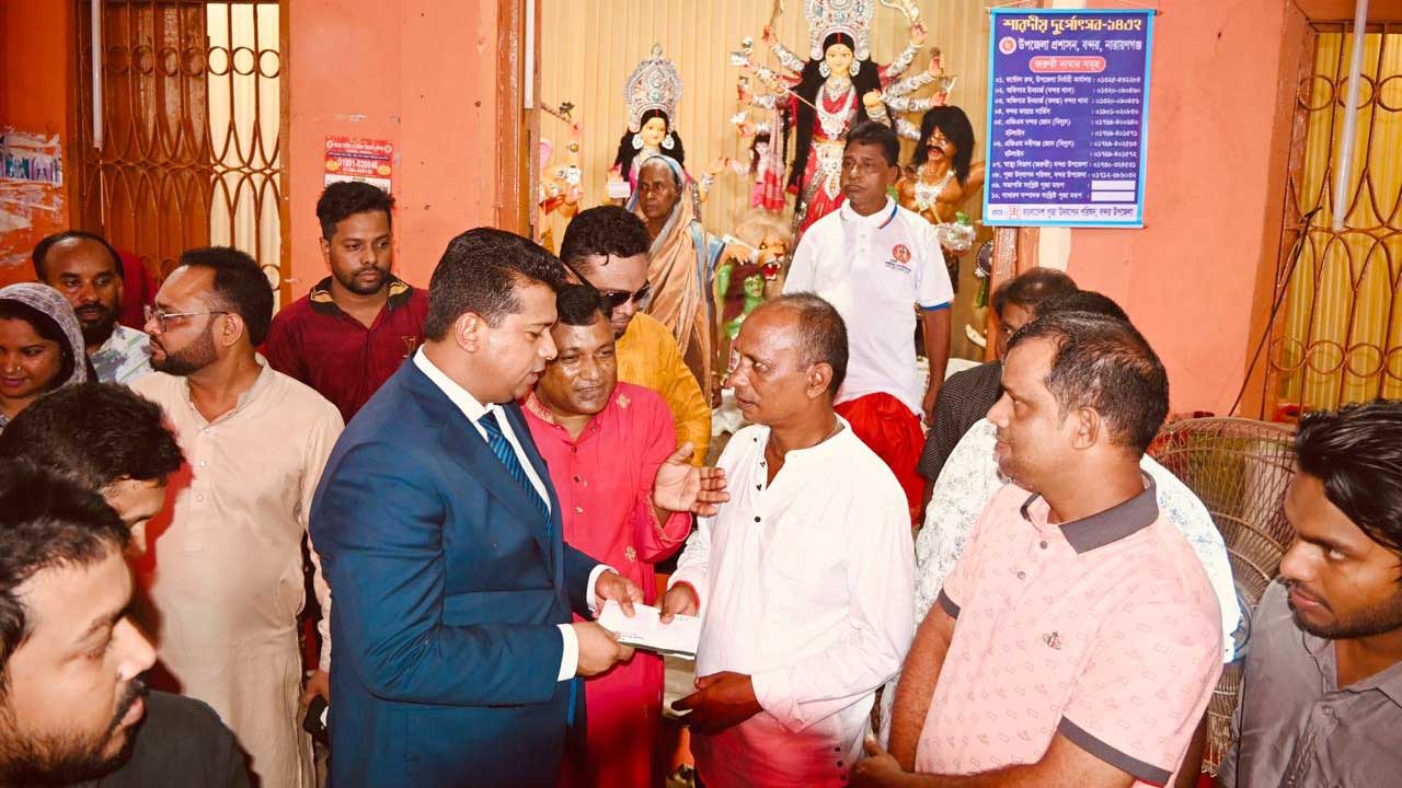 মন্দিরে প্রথমবার ডিসির আগমন, উচ্ছ্বসিত সনাতন ধর্মাবলম্বীরা