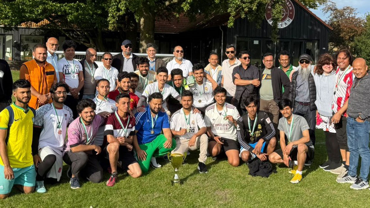 ডেনমার্কে যুব উৎসব উপলক্ষ্যে ফুটবল টুর্নামেন্ট