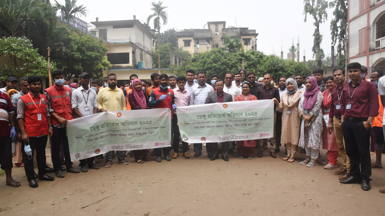ধলপুরে ডিএসসিসির বিশেষ পরিষ্কার-পরিচ্ছন্নতা অভিযান