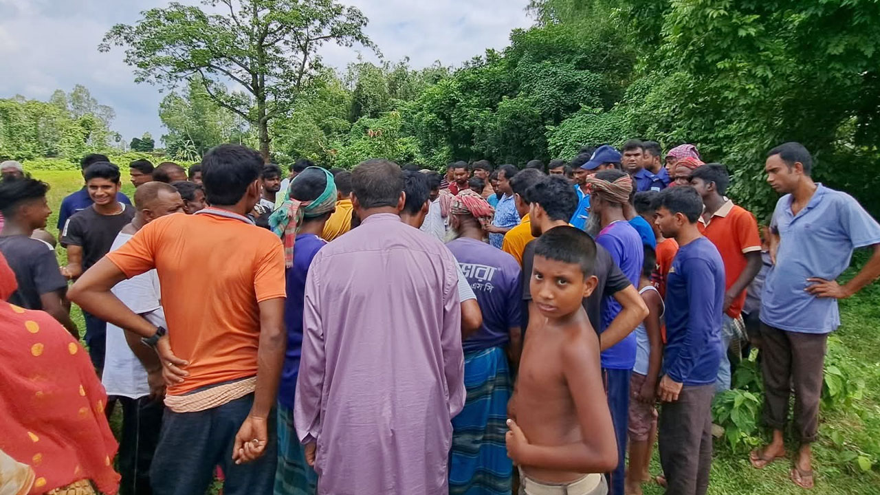 গাইবান্ধায় ডোবা থেকে দুইজনের মরদেহ উদ্ধার