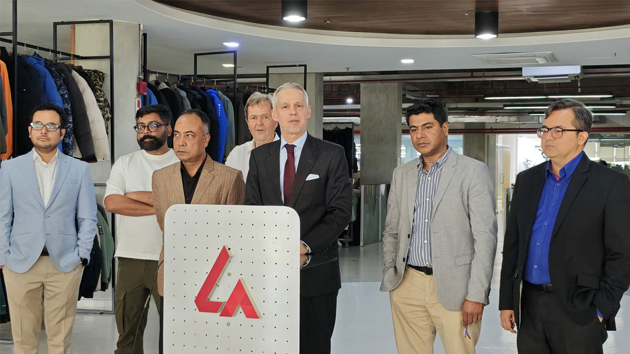 টেকসই উন্নয়নে এগোচ্ছে পোশাক খাত