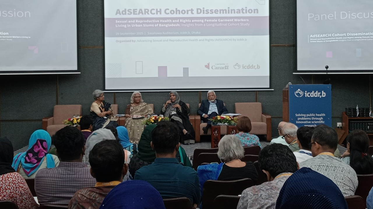 ৬৬% পোশাক শ্রমিকের বিয়ে অপ্রাপ্ত বয়সে, ৪ জনে একজনের হয় গর্ভপাত