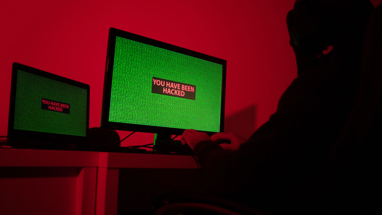 সুইডেনে সাইবার হামলা : ১৫ লাখ মানুষের ব্যক্তিগত তথ্য বেহাত