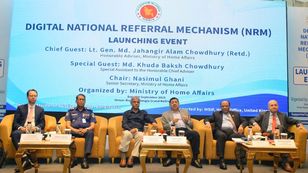 একটি মহল খাগড়াছড়িকে অস্থিতিশীল করার চেষ্টা করছে : স্বরাষ্ট্র উপদেষ্টা