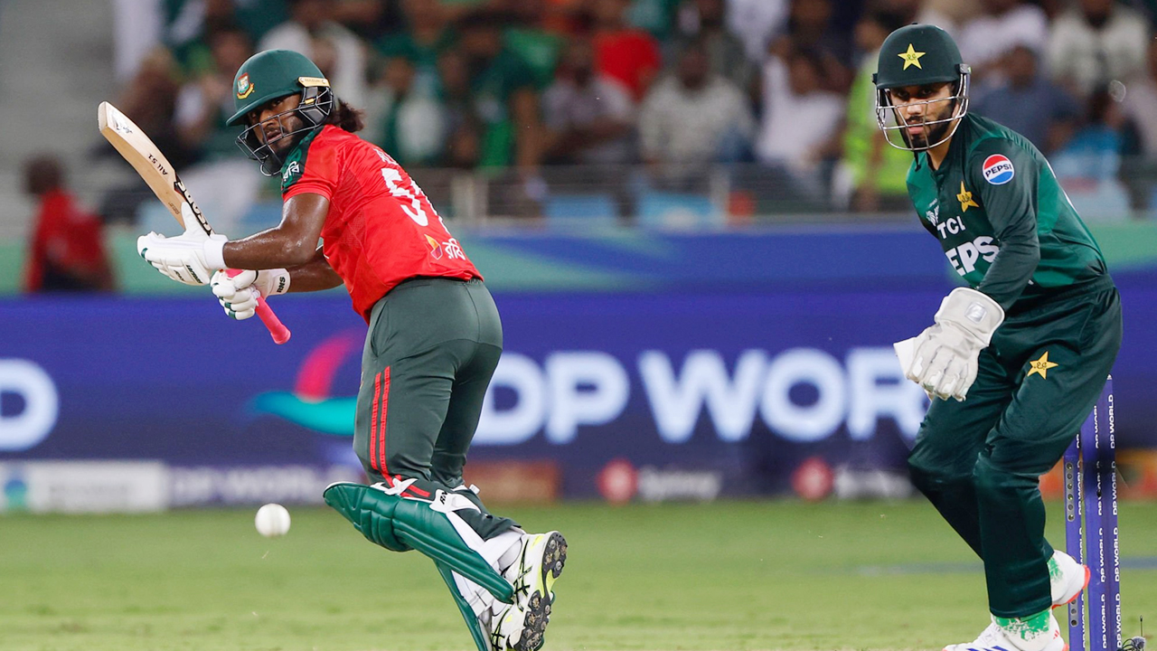 ব্যর্থতা সঙ্গী করে বিদায়, যাদের দায় দিলেন জাকের