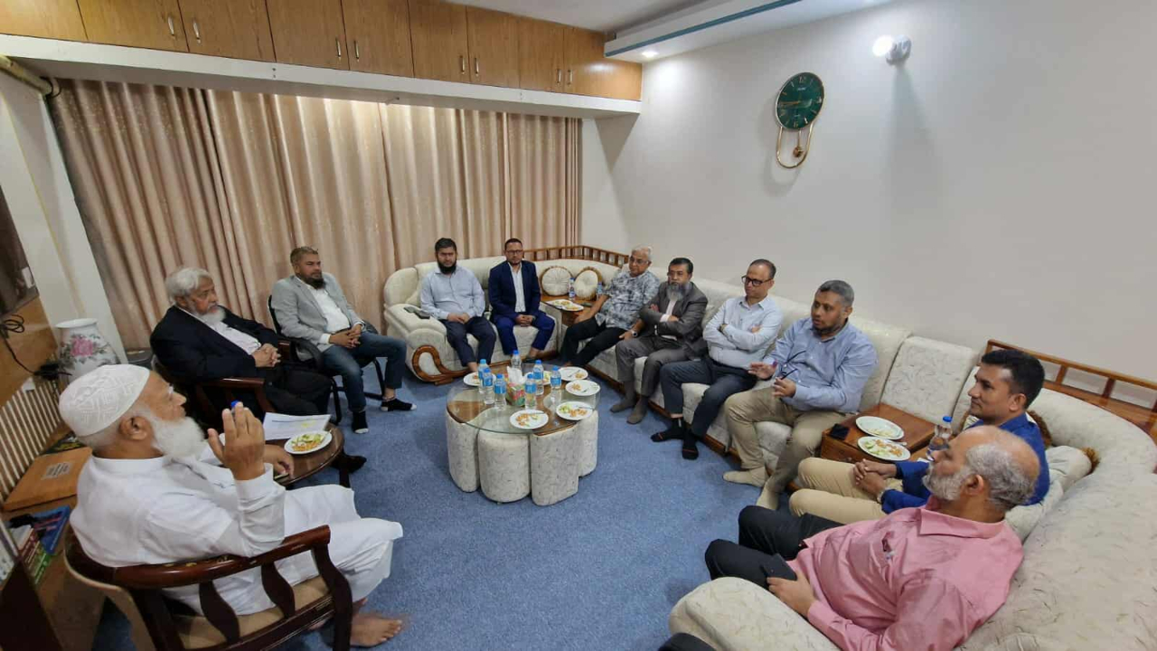 জামায়াত আমিরের সঙ্গে শীর্ষ শিল্প মালিক প্রতিনিধিদের সাক্ষাৎ