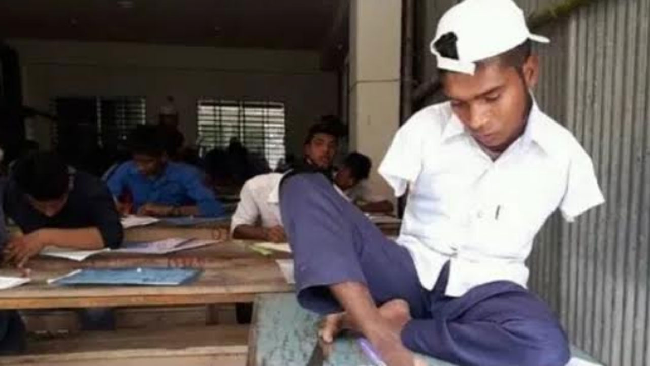 হাত নেই বলে মিলছে না এনআইডি, নাগরিক সুবিধা থেকে বঞ্চিত সেই জসিম