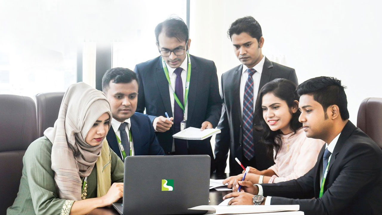 মধুমতি ব্যাংকে চাকরি, আবেদন শেষ ১৩ অক্টোবর