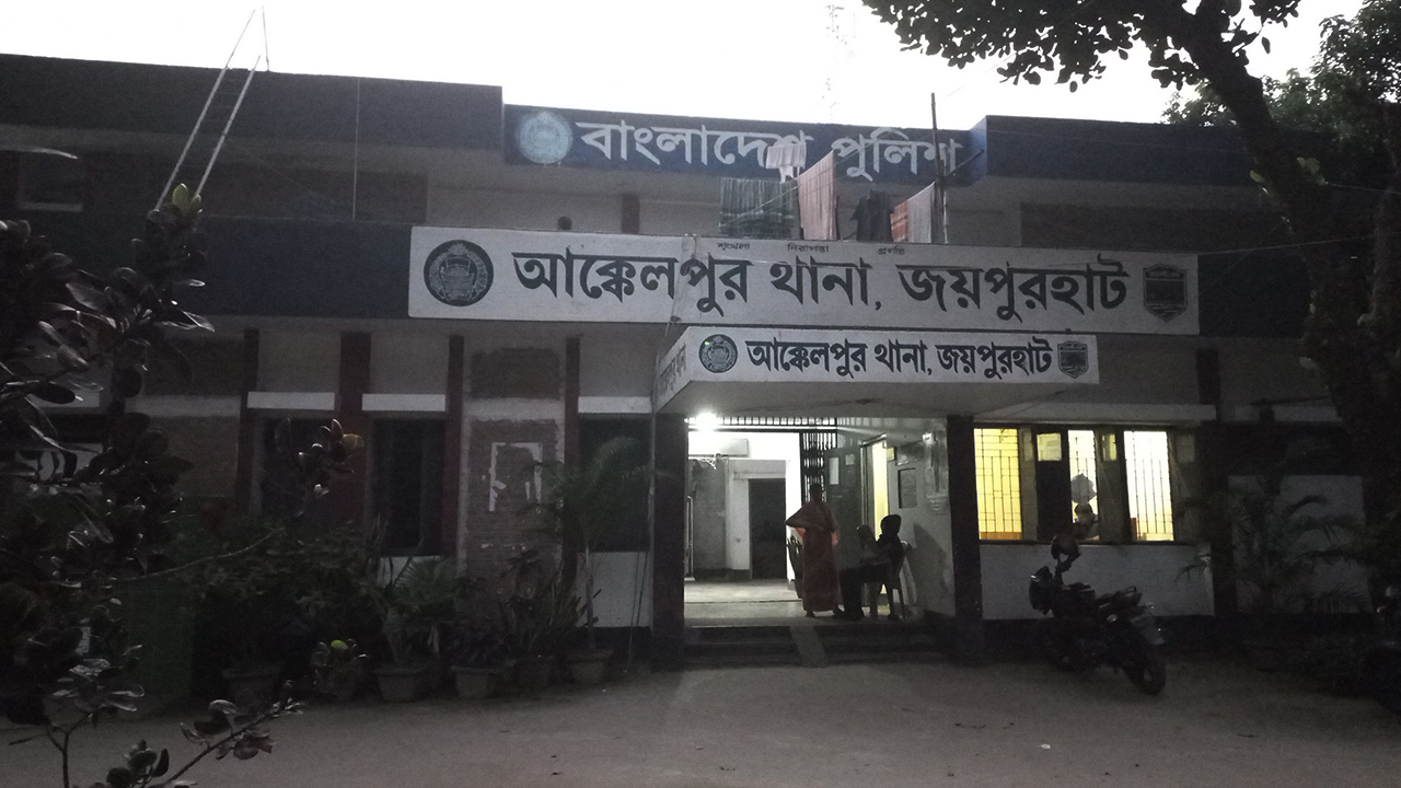 শিশু ধর্ষণ চেষ্টার অভিযোগে মসজিদের ইমাম গ্রেপ্তার