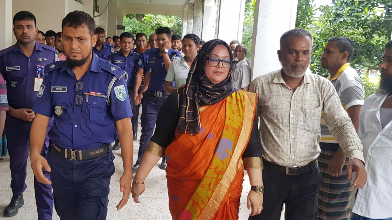 কুড়িগ্রামের সাবেক ডিসি সুলতানা পারভীন কারাগারে